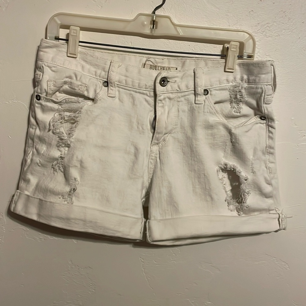 Bullhead white jean shorts